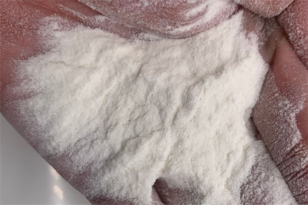 在建筑行業(yè)，高粘羥丙基甲基纖維素的應(yīng)用可說是革命性的。